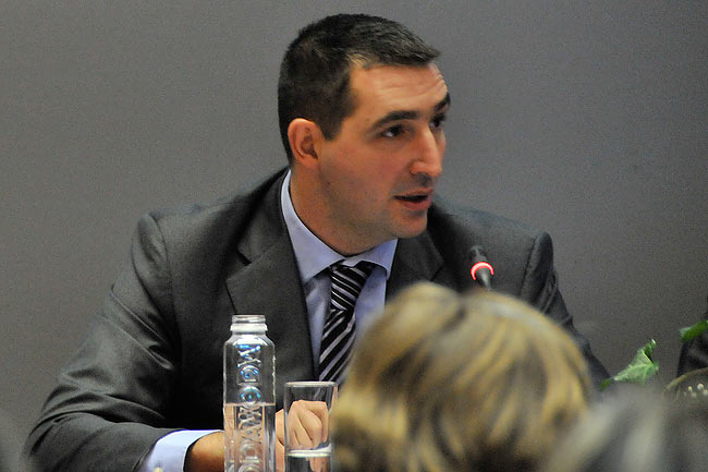 Ministar Oliver Dulić
