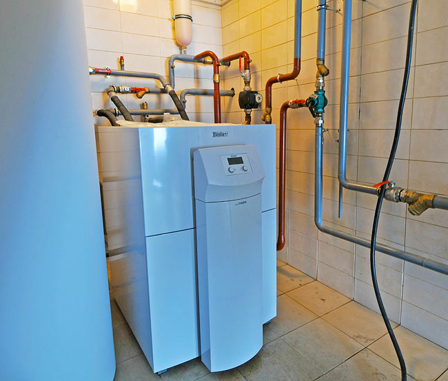 Vaillant geothermal heat pump GeoTHERM VWS 300/2 connected to the geothermal probes