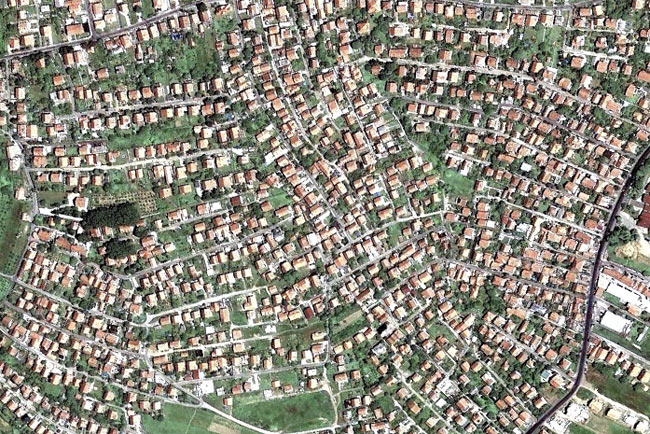 An example of unplanned urbanization in Belgrade in Kaluđerica