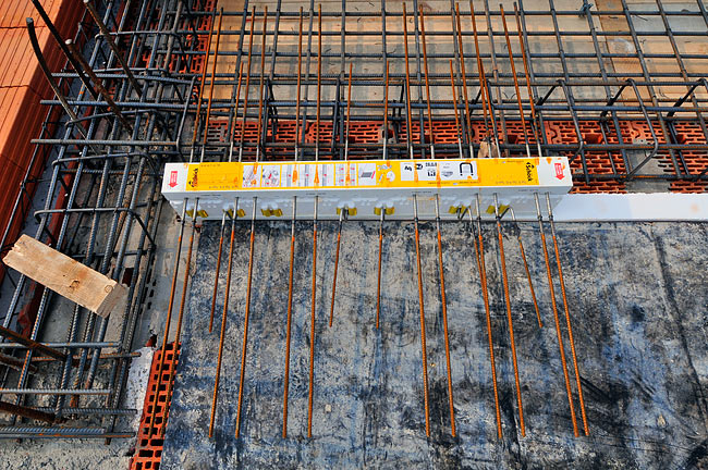 Schöck Isokorb elemenat Tip-K 10/7 postavljen na balkonu