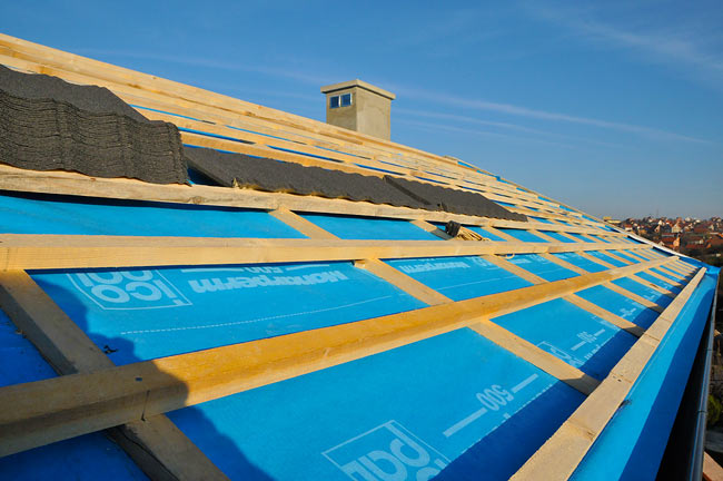 Monarperm 500 installed on Amadeo's roof