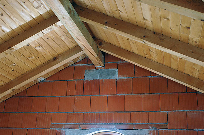 POROTHERM demo house roof
