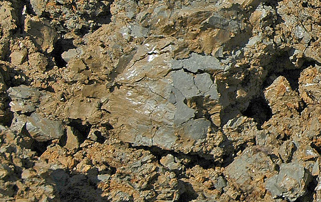 Sample of clay (grey material)